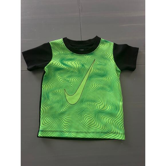 Nike Two Piece Short Set Toddler 24m Neon Green - Picture 4 of 4